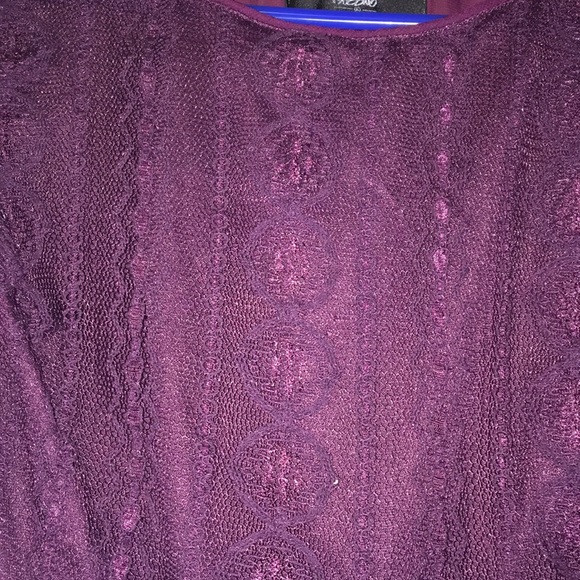 Mossimo blouse - Picture 2 of 4